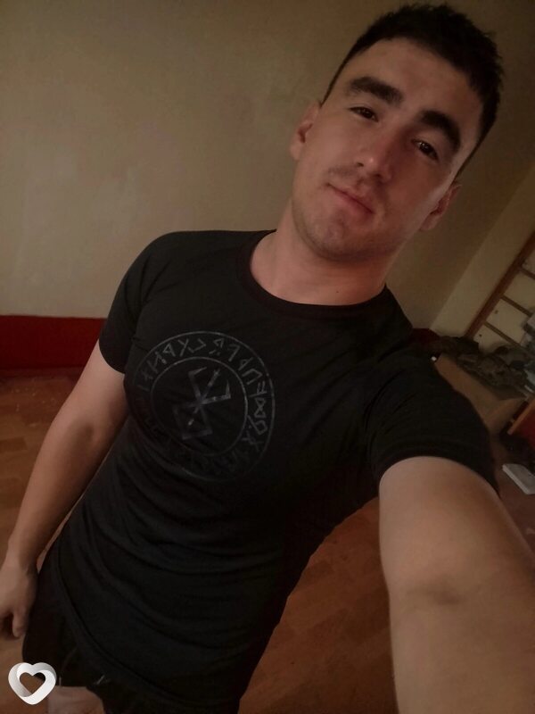 Александр, 22, Новочеркасске — анкета №2803324