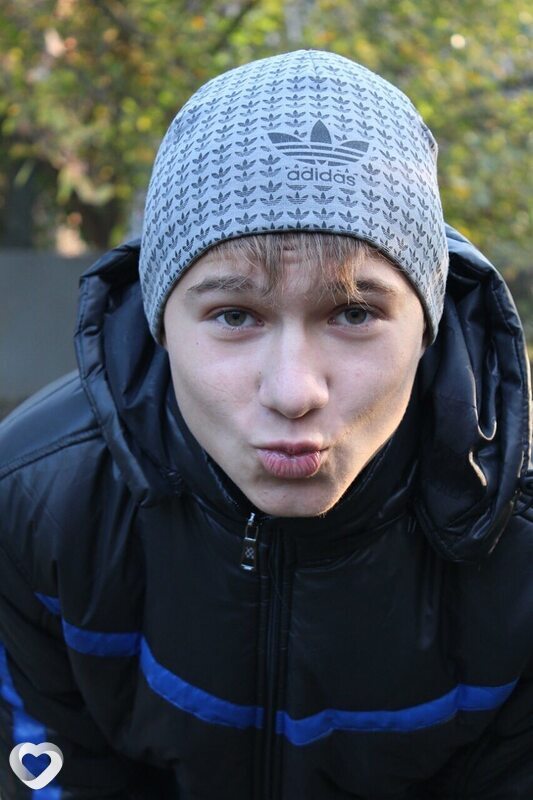 Андрей, 25, Чапаевске — анкета №2803640