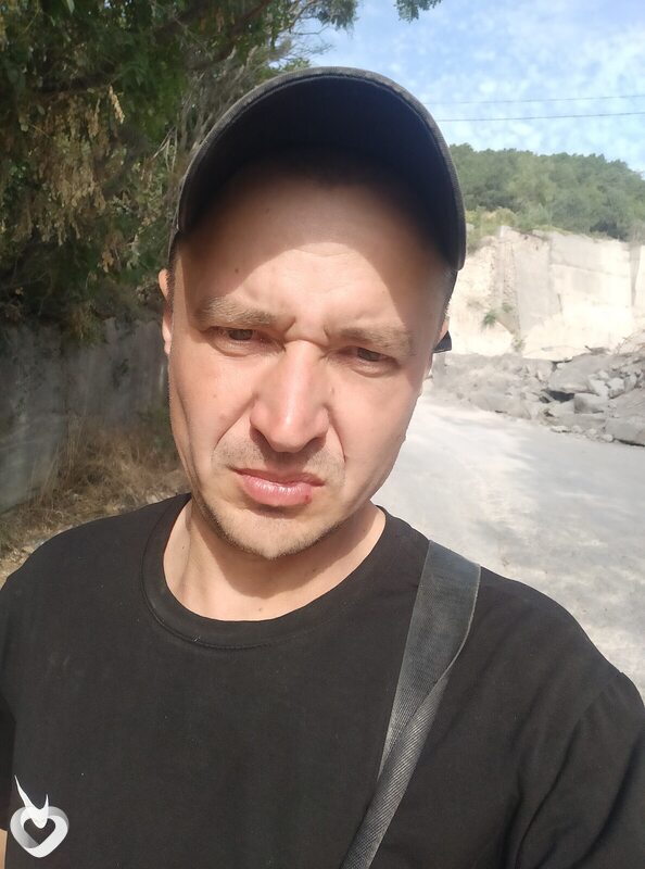 Михаил, 39, Ялте — анкета №2803651