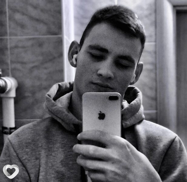 Евгений, 23, Новосибирске — анкета №2804521