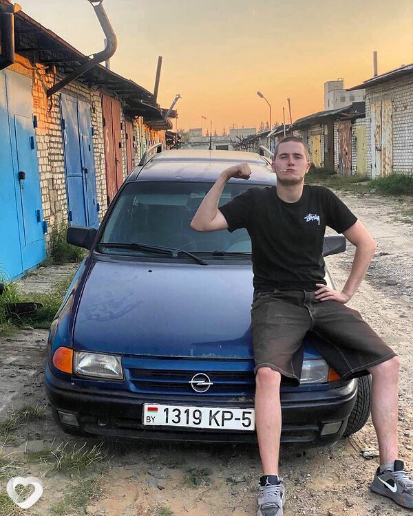 Макс, 20, Жодине — анкета №2803670
