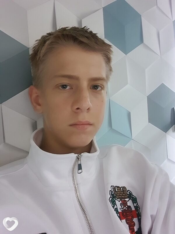 Кирилл, 19, Перми — анкета №2804014