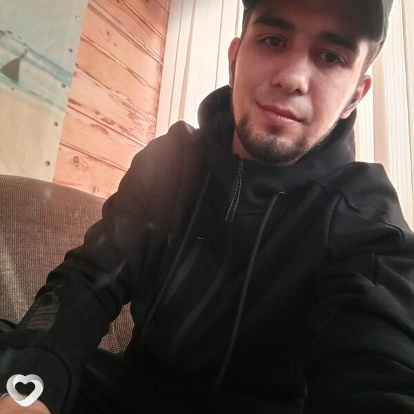 Тол, 27, Томске — анкета №2804069