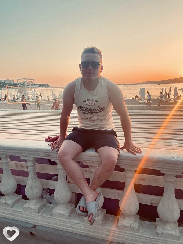 Максим, 28, Саратове — анкета №2804481
