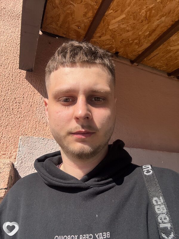 Михаил, 26, Кричеве — анкета №2804543