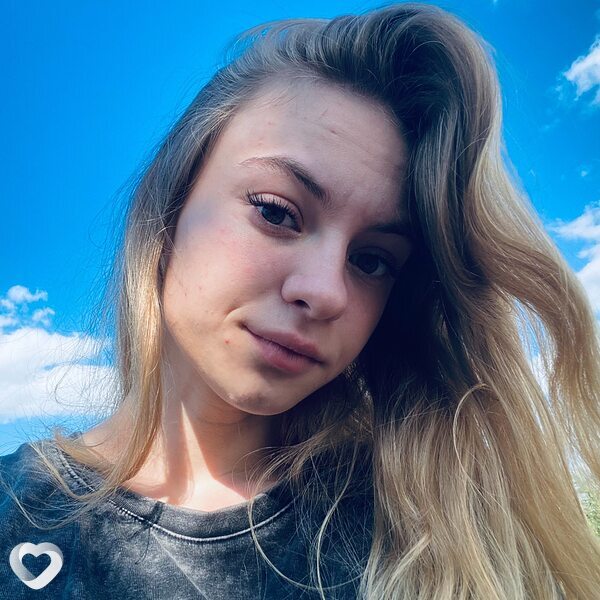 Анна, 20, Копейске — анкета №2804645