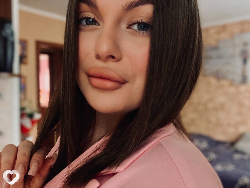 Кристина, 19, Новосибирске — анкета №2804953