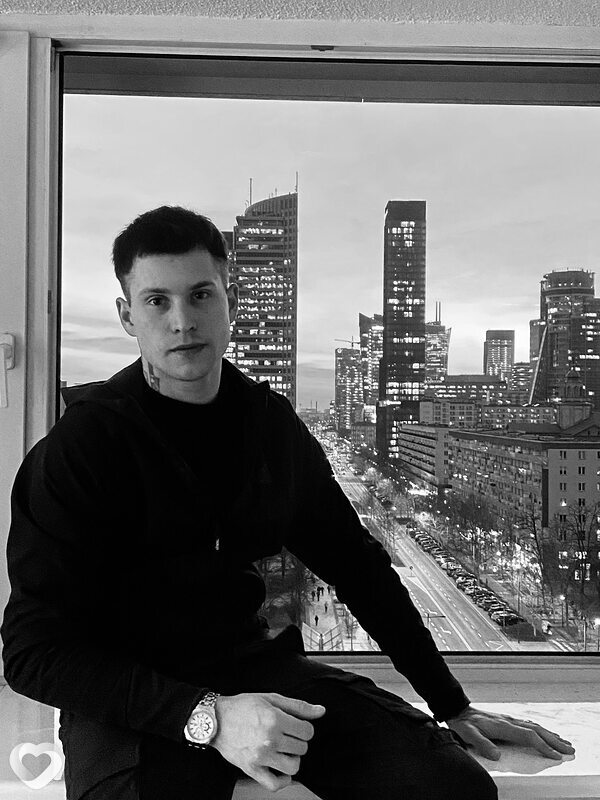 Саша, 24, Варшава — анкета №2804773