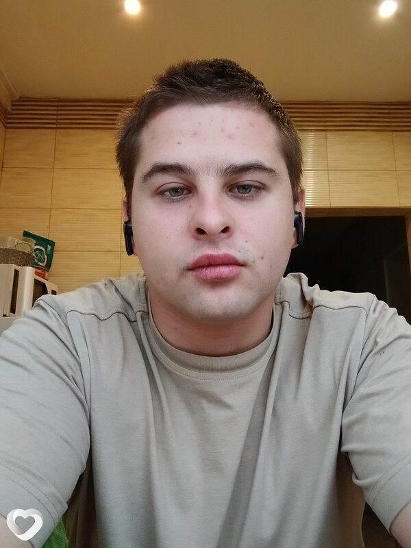 Иван, 22, Кировске — анкета №2805495