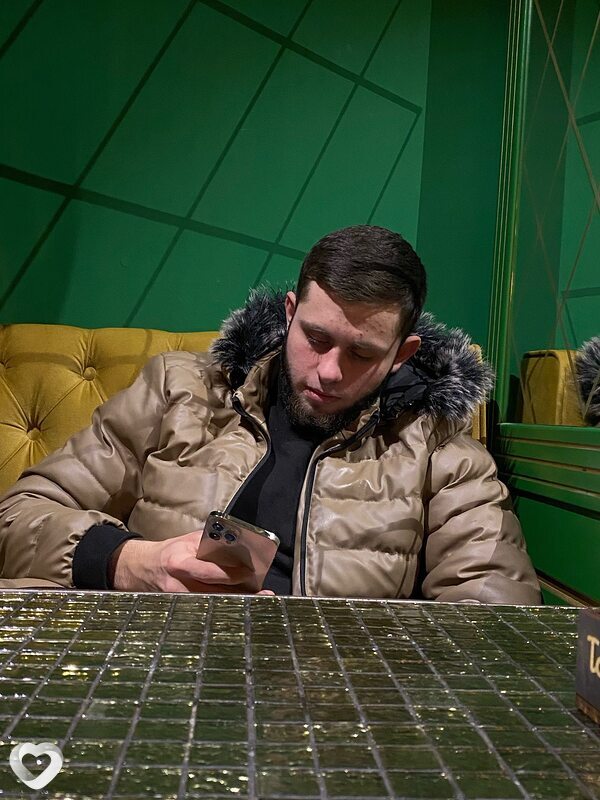 Анзор, 24, Геленджике — анкета №2805888