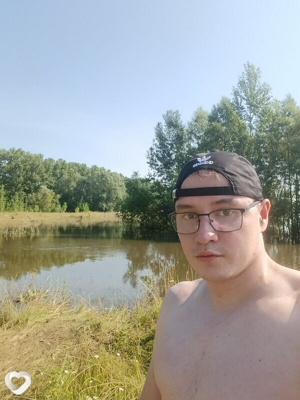 Артур, 22, Уфе — анкета №2806384