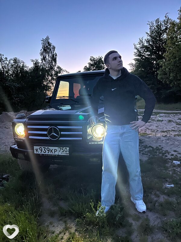 Артем, 21, Калининграде — анкета №2806928