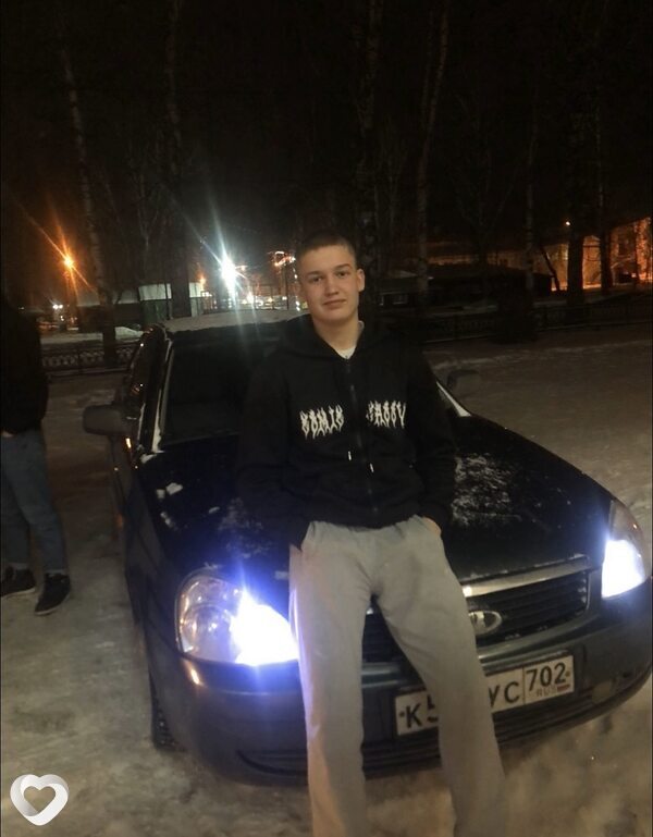 Денис, 18, Уфе — анкета №2807499