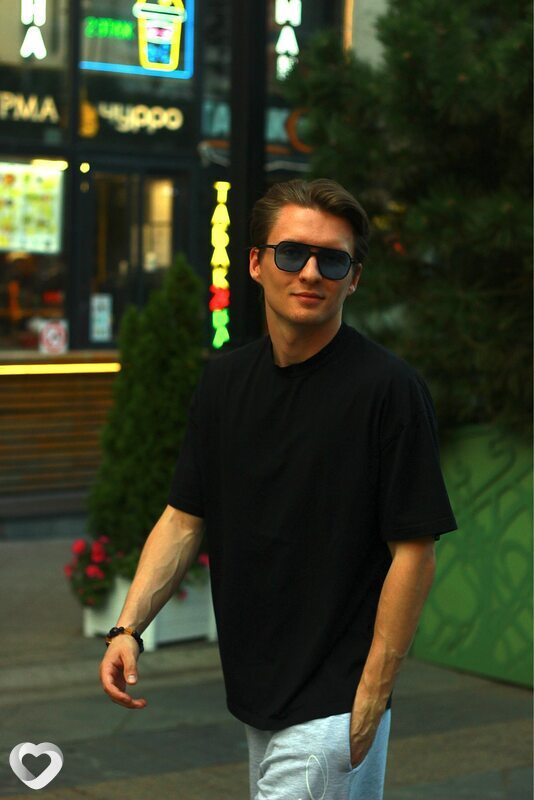 Ренат, 27, Москве — анкета №2807112