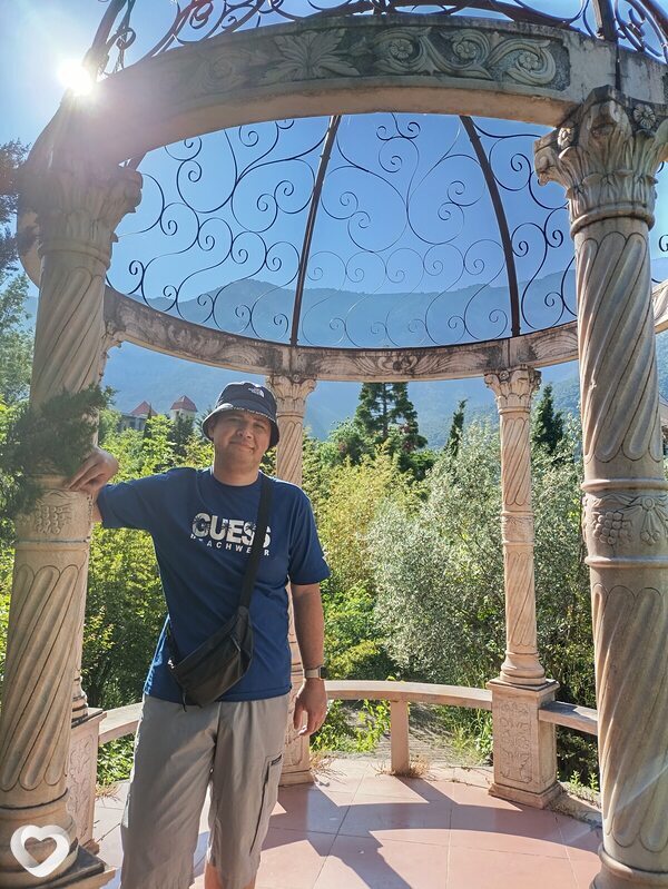 Давид, 23, Ялте — анкета №2807228