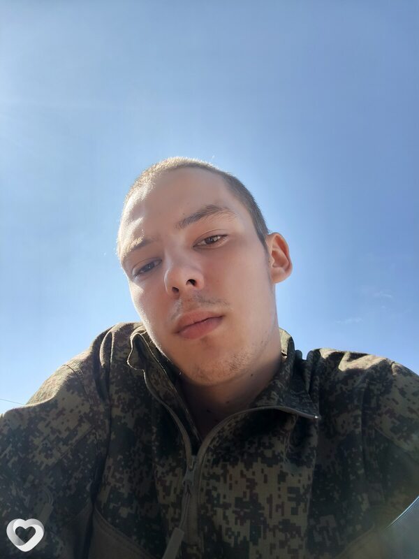 Денис, 22, Самаре — анкета №2807367