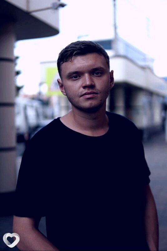 Максим, 22, Армавире — анкета №2807368