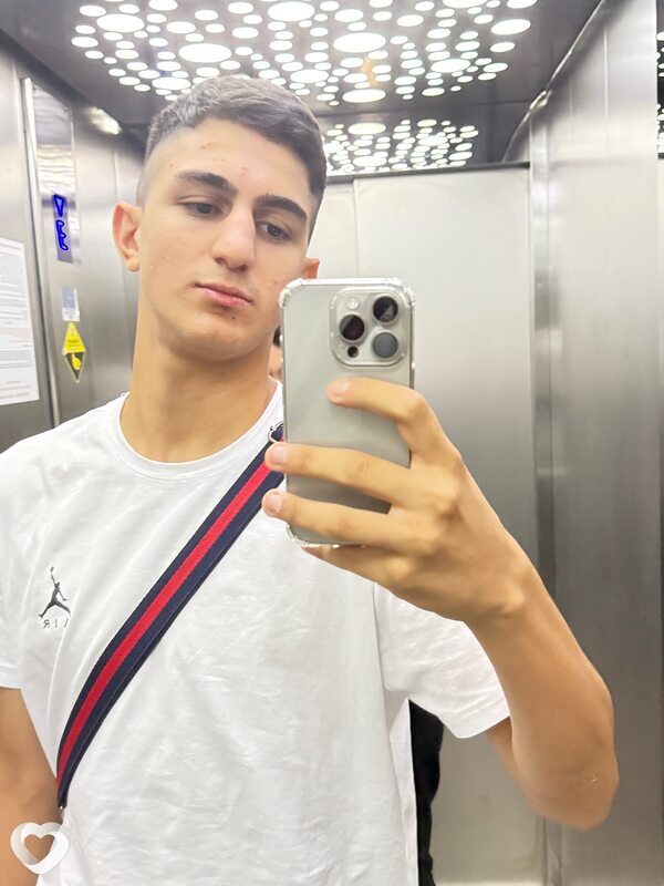 Ашот, 20, Краснодаре — анкета №2807719
