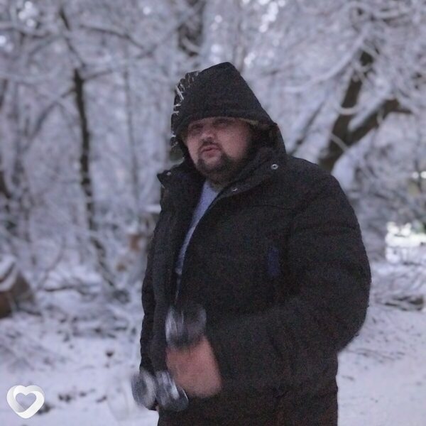 Максим, 34, Стаханове — анкета №2807885