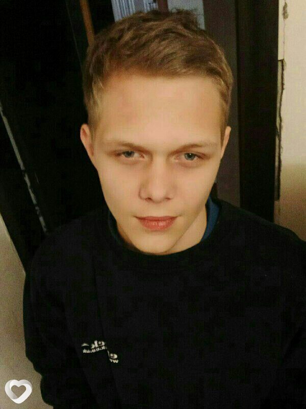 Михаил, 21, Киеве — анкета №2807697