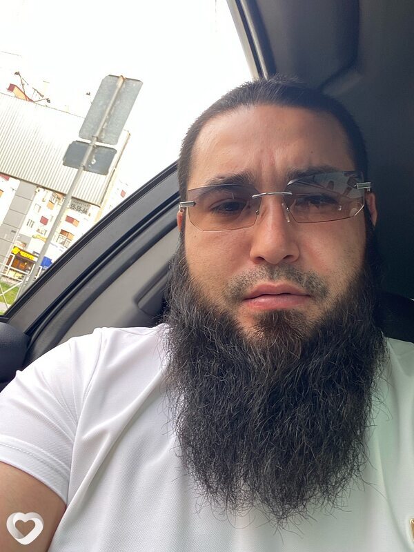 Ilyas, 27, Екатеринбурге — анкета №2808405