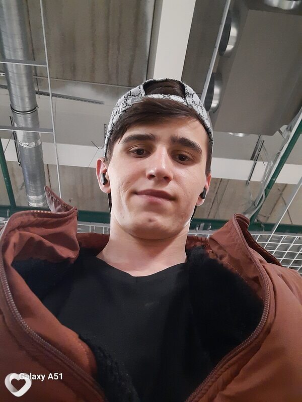 Юрик, 20, Подольске — анкета №2808516