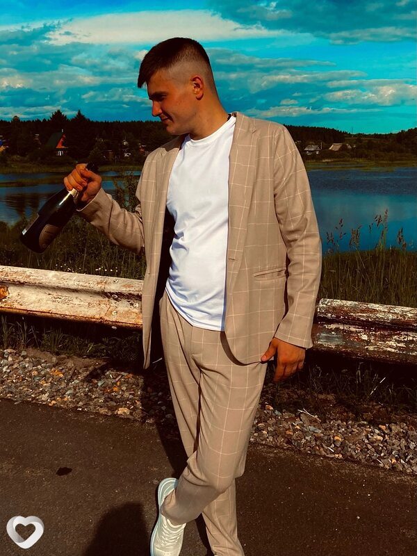 Павел, 29, Кирове — анкета №2810047