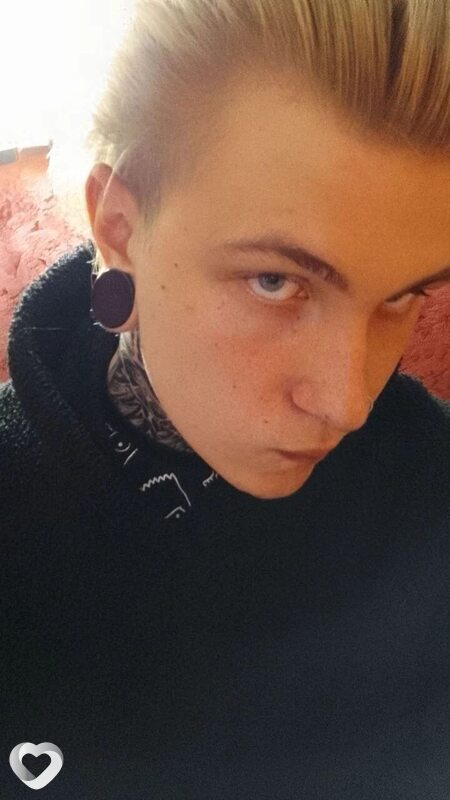 Александр, 21, Уссурийске — анкета №2810019