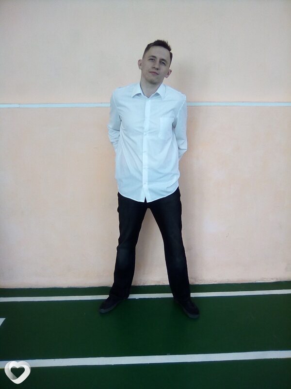 Антон, 25, Находке — анкета №2810208