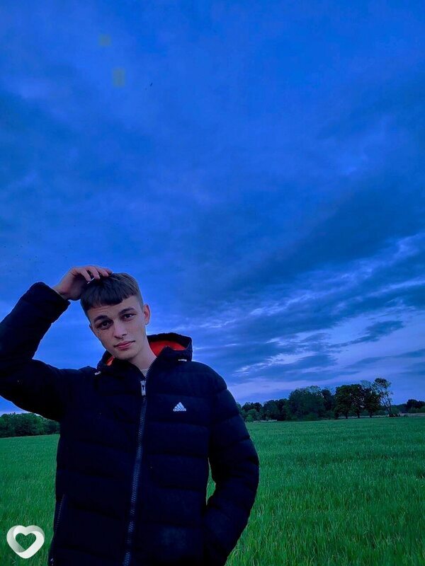Юрий, 19, Гомеле — анкета №2810464
