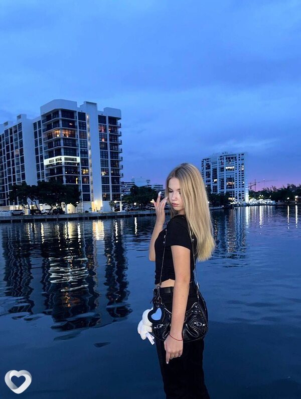 Кира, 24, Москве — анкета №2810942