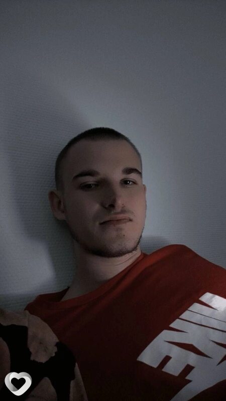 Иван, 22, Москве — анкета №2811091