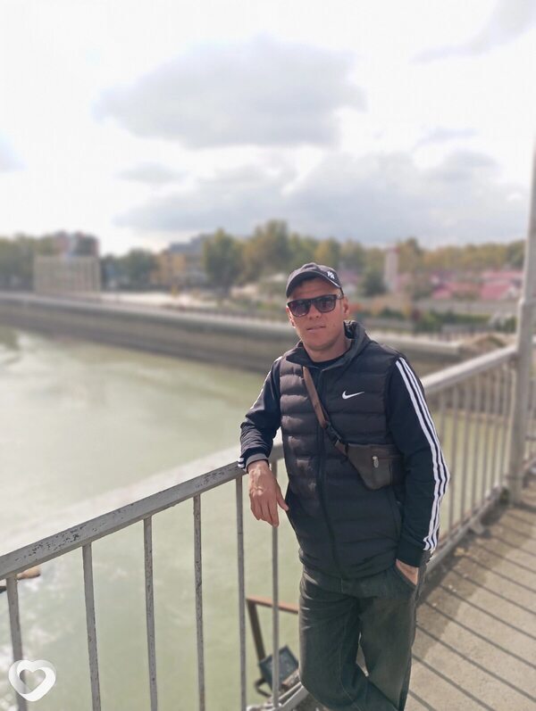Олег, 37, Кировске — анкета №2811122