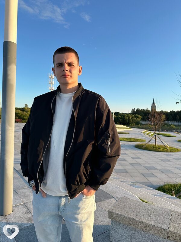 Денис, 21, Комсомольске-на-Амуре — анкета №2811520