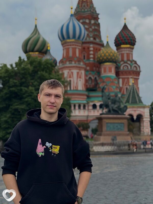 Денис, 21, Москве — анкета №2811873