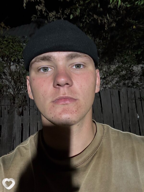 Денис, 22, Новосибирске — анкета №2812148