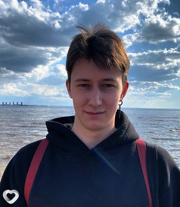 Александр, 23, Кировске — анкета №2812528