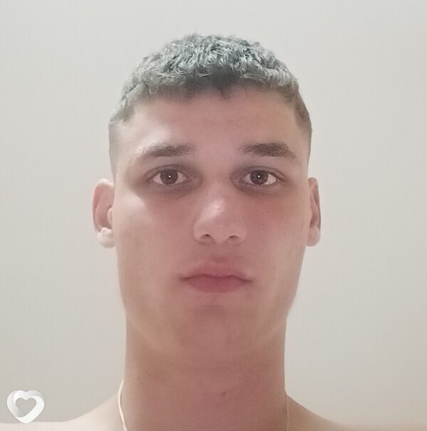 Артем, 23, Минске — анкета №2812970