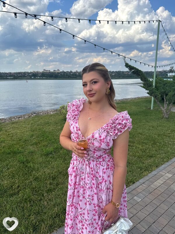 Алина, 21, Москве — анкета №2813366
