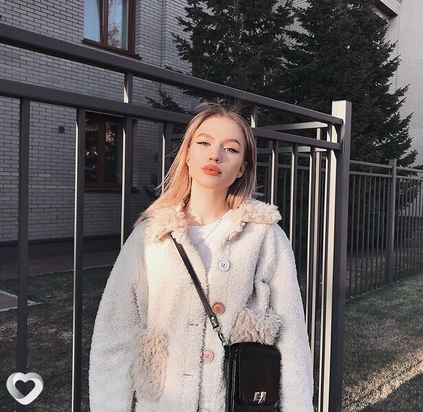 Олеся, 25, Москве — анкета №2814094