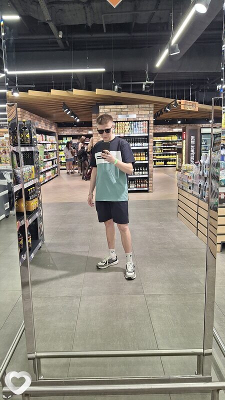 Дмитрий, 23, Минске — анкета №2813831