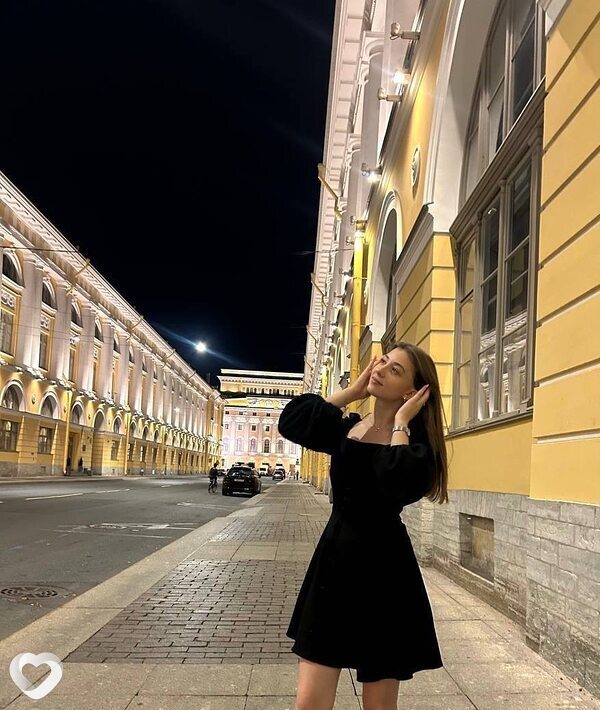 Анна, 19, Москве — анкета №2813742