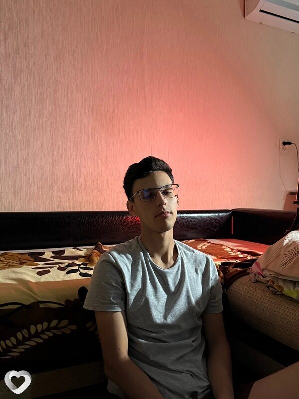 Ян, 19, Казани — анкета №2813885