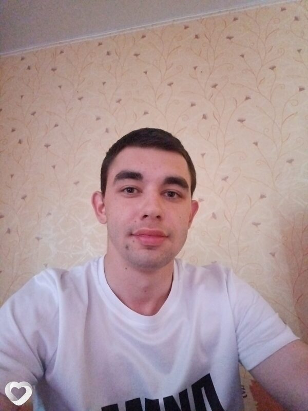 Дмитрий, 21, Череповце — анкета №2814335