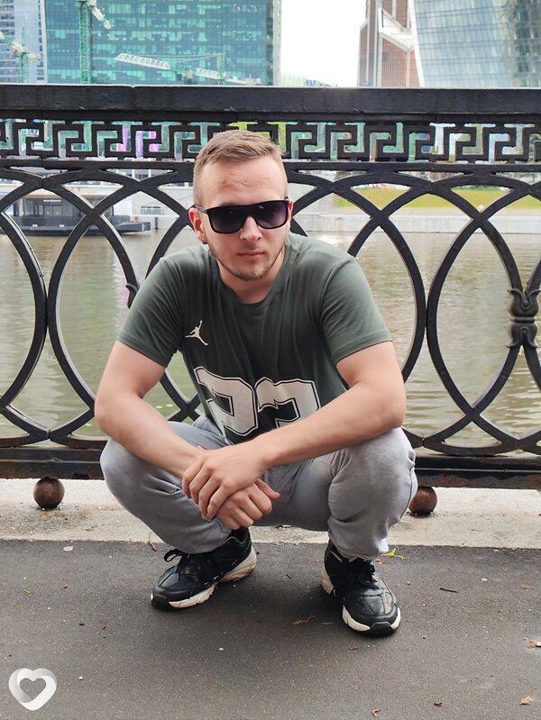 Толя, 29, Электростали — анкета №2814379