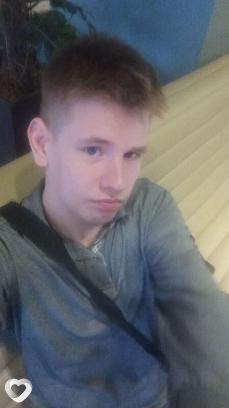 Даня, 20, Абакане — анкета №2814448
