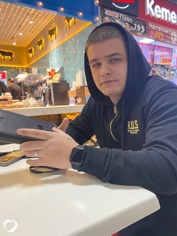 Дмитрий, 26, Оренбурге — анкета №2815552