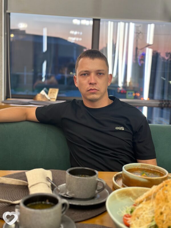 Евгений, 31, Южно-Сахалинске — анкета №2816481