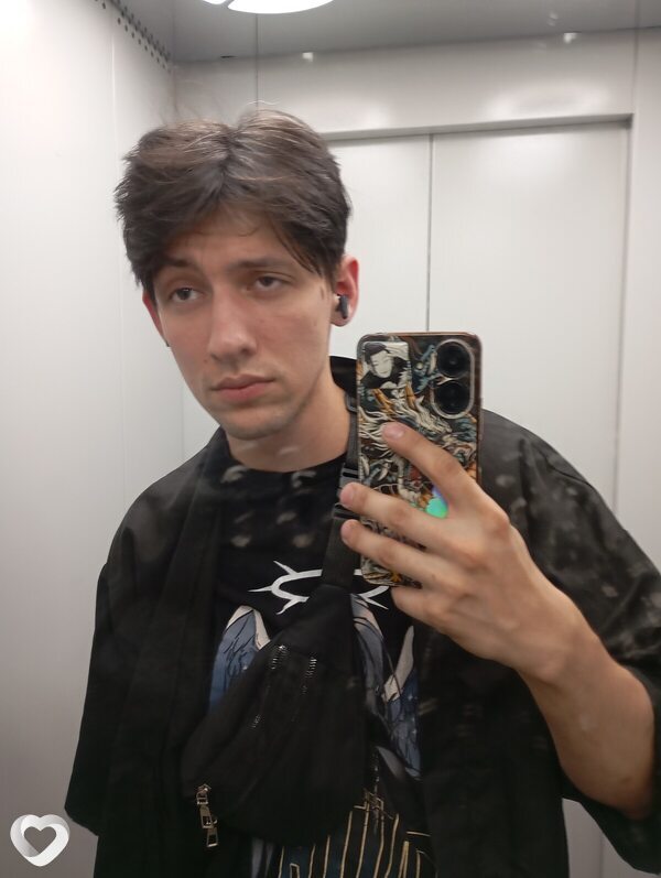 Артëм, 23, Саратове — анкета №2816484