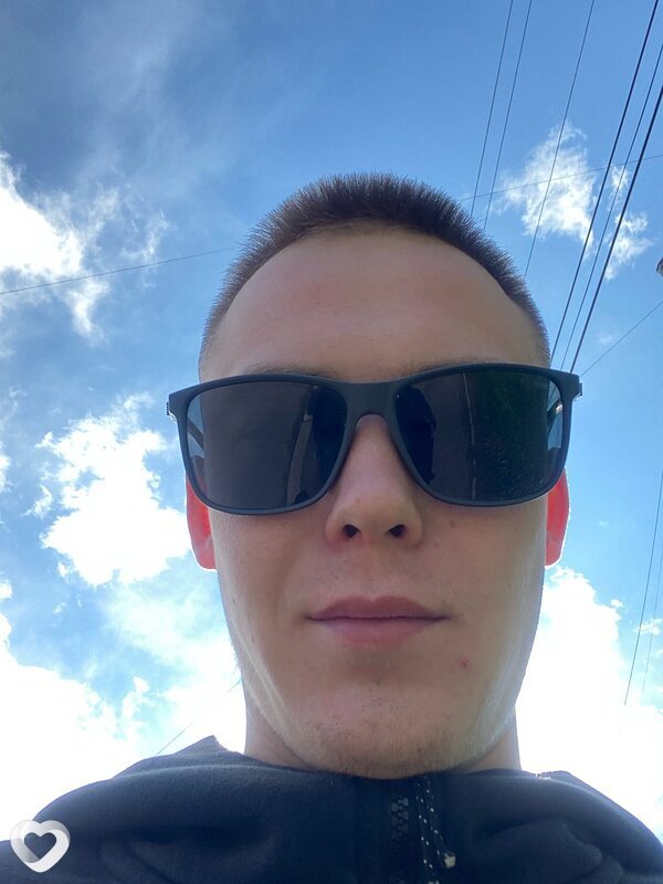 Сергей, 22, Череповце — анкета №2816623